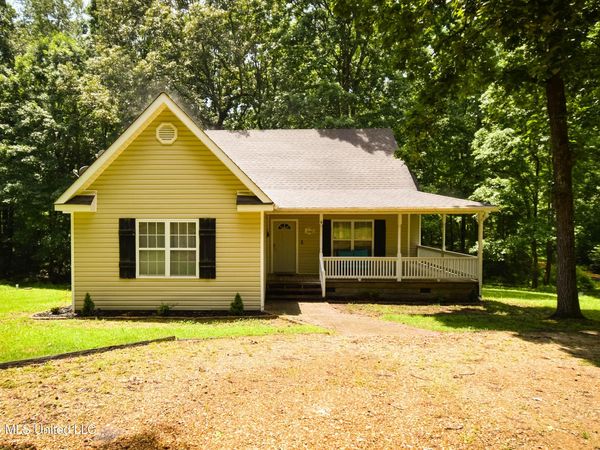 22059 Highway 315 , Sardis, MS 38666