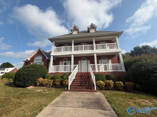 61 Villa Grande, Albertville, AL 35950