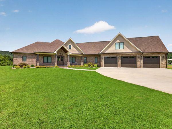 3542 Seven Springs Rd , Cookeville, TN 38506
