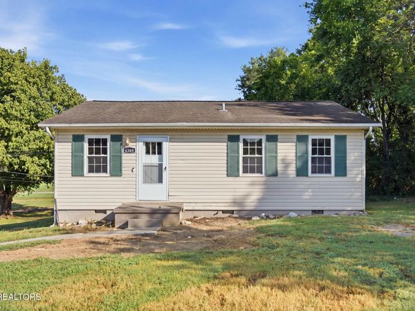 6305 Strawberry Plains Pike , Knoxville, TN 37914