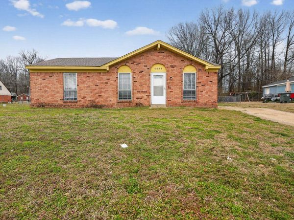 4094 DOUBLE TREE RD, Memphis, TN 38109