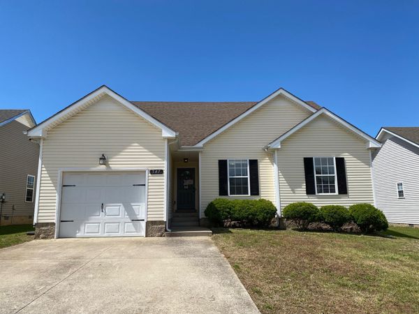 547 Fox Trot Dr , Clarksville, TN 37042