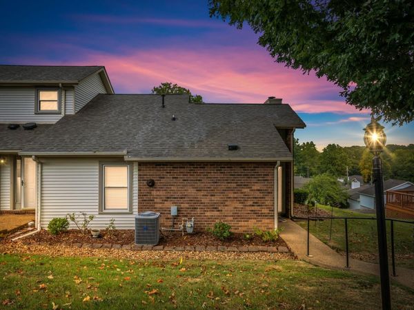 104 Village Cir , Dickson, TN 37055