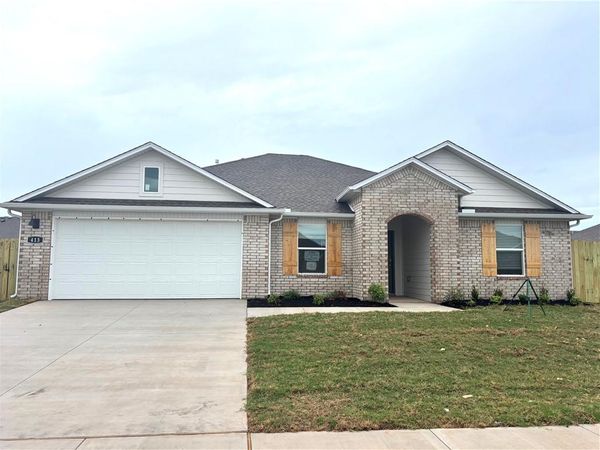 413 Ratliff Avenue , Pea Ridge, AR 72751