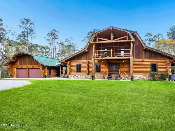 7190 Paradise Road, Kiln, MS 39556