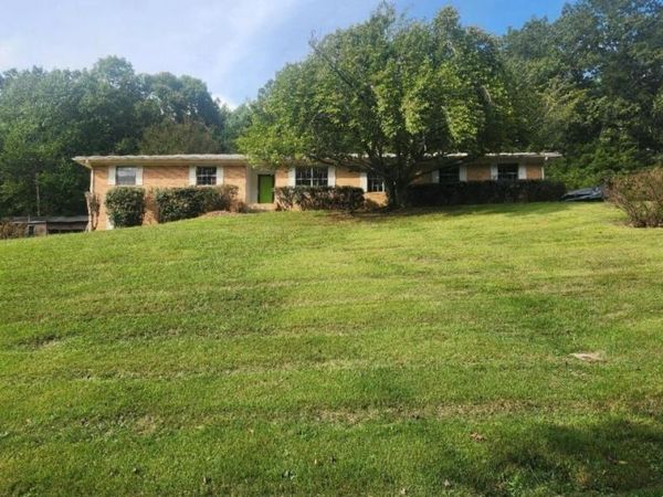 310 Hill Top Drive , Niota, TN 37826