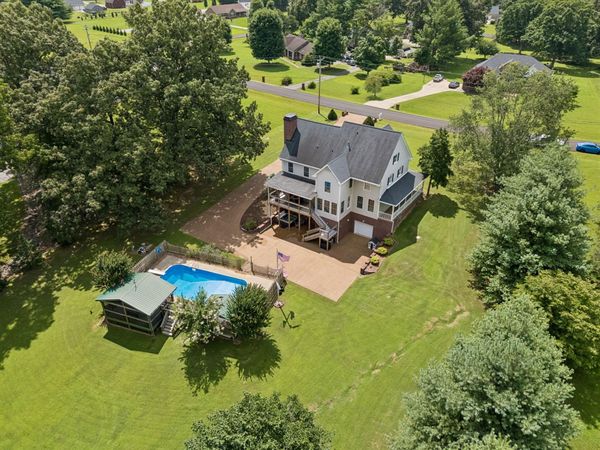 5008 Highpoint Rd , Pleasant View, TN 37146
