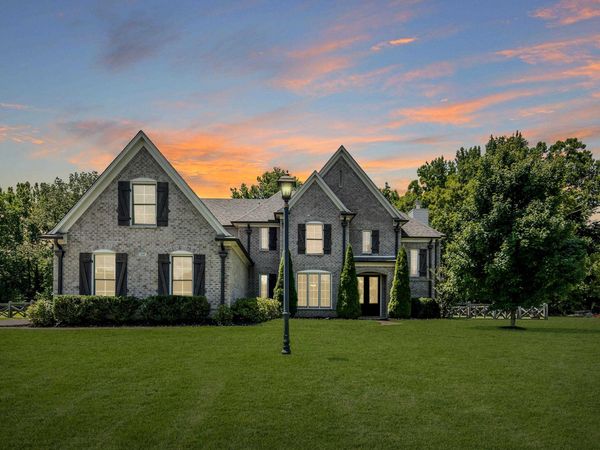 680 GLENSHEE DR, Rossville, TN 38066