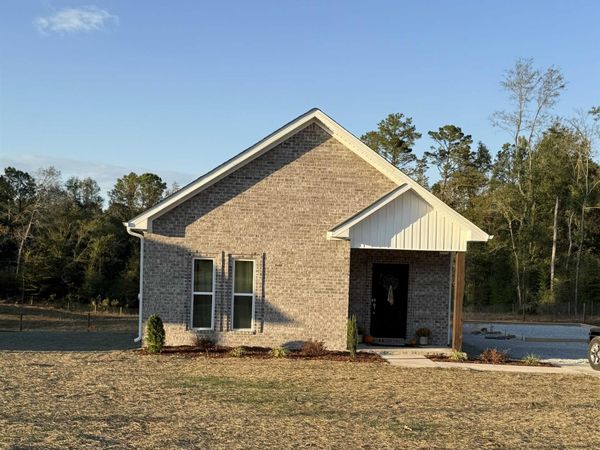 83 McFall Rd, Florence, AL 35633