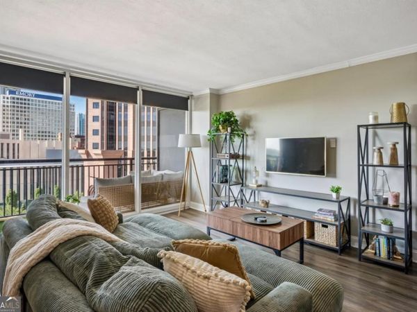 620 Peachtree Street NE, Unit 908, Atlanta, GA 30308