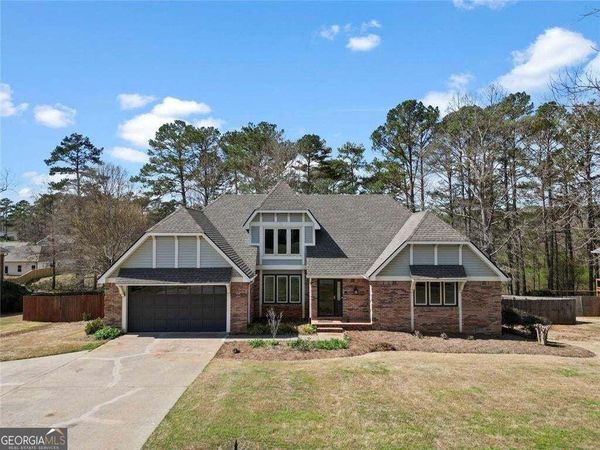 39 Club View Drive SE, Rome, GA 30161