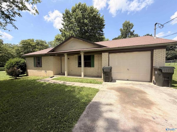 2533 Charity Lane, Hazel Green, AL 35750