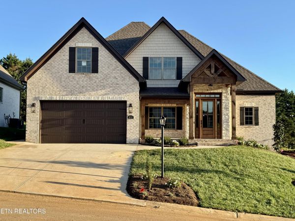 8854 Dancing Bear Lane, Knoxville, TN 37923