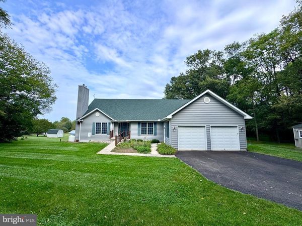 365 LEISURE WAY , SHEPHERDSTOWN, WV 25443