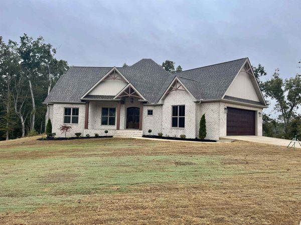 200 DALTON CV, Savannah, TN 38372