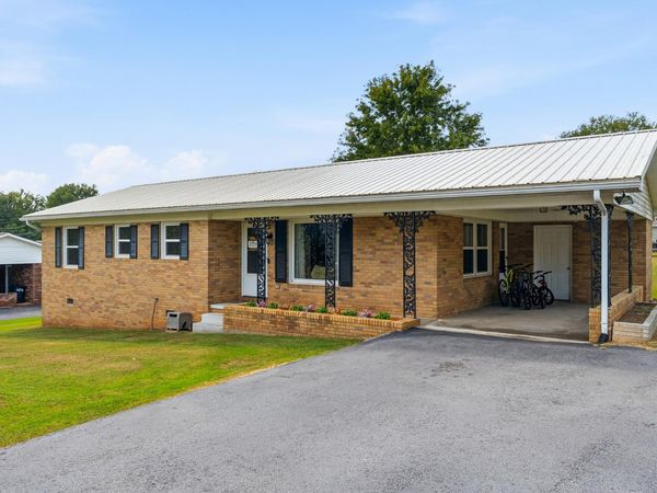 191 Horseshoe Dr , Cookeville, TN 38506