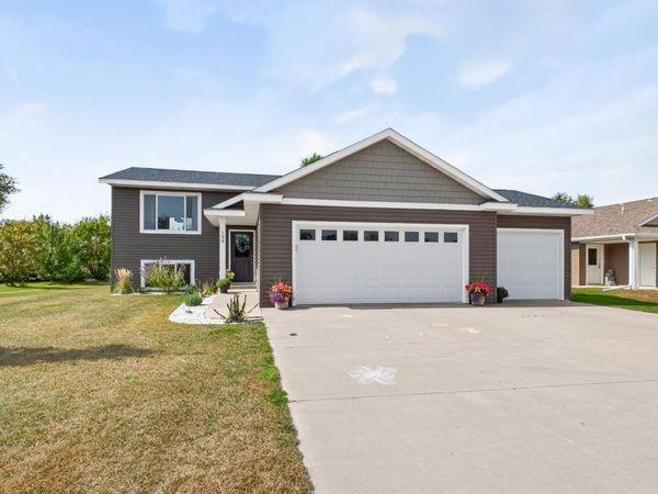 190 Red School Lane , Kellogg, MN 55945