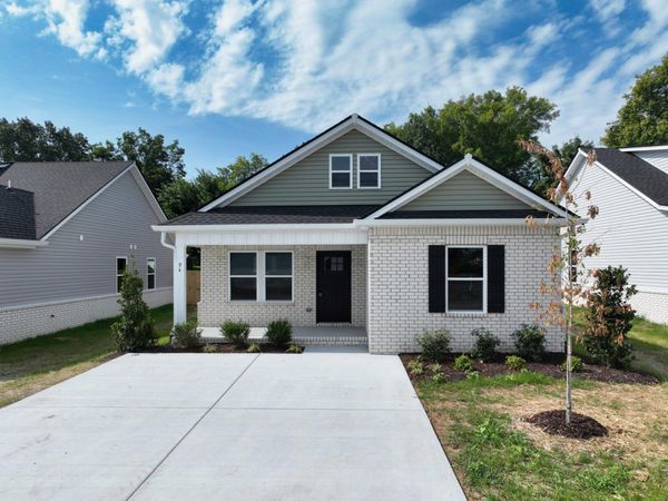 94 Donna Dr , Hendersonville, TN 37075