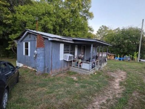 174 Cass Lane, Charleston 37310