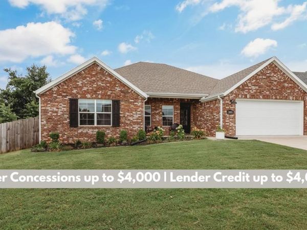 5803 W Poison Springs Drive , Fayetteville, AR 72704