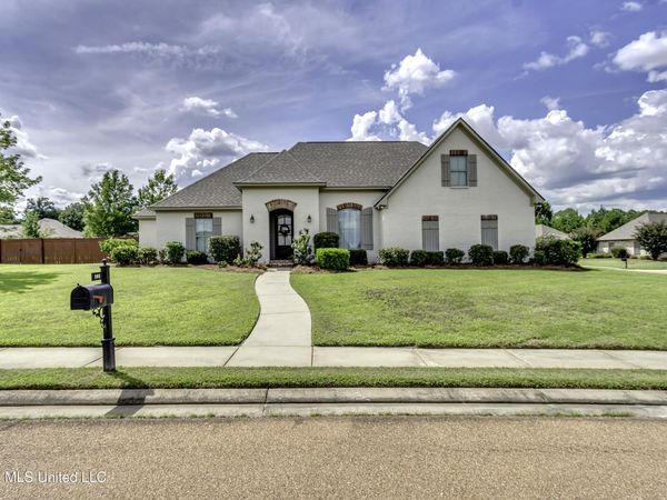 101 Winchester Cove, Madison, MS 39110