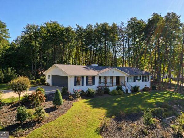 226 Hiawatha Road, Cornelia, GA 30531