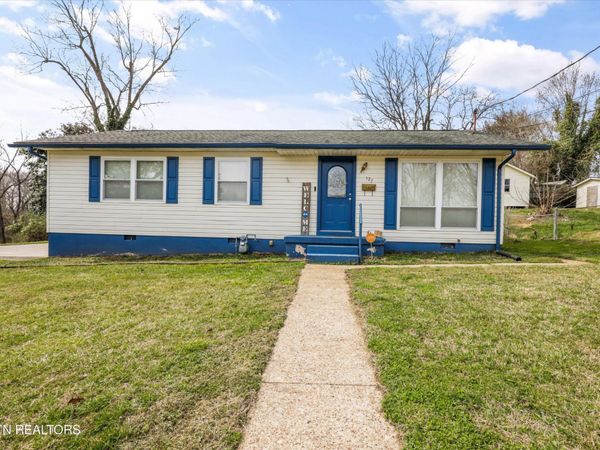 127 Athens Rd , Oak Ridge, TN 37830