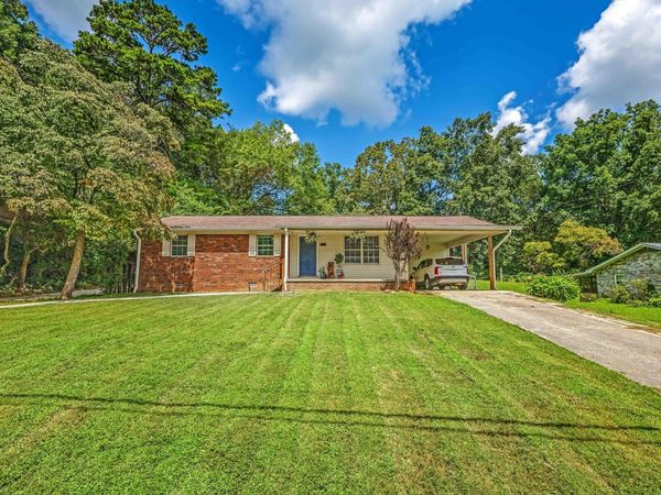 335 Winchester Road , Lenoir City, TN 37772