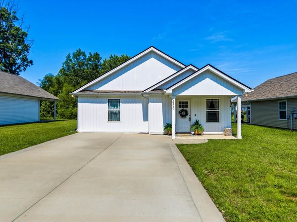 458 Laramie Dr , Springfield, TN 37172