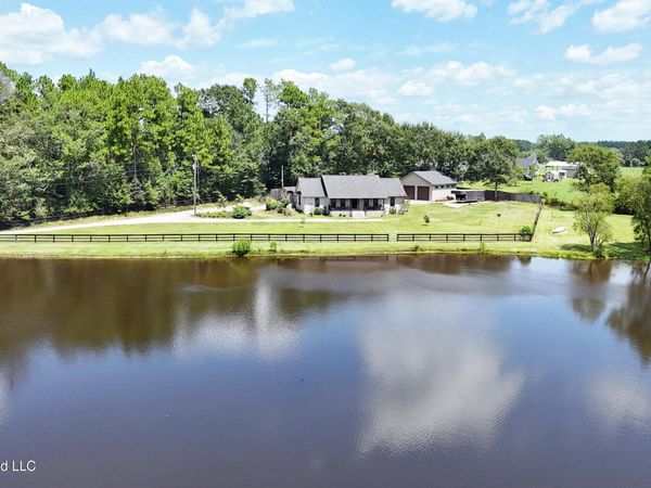 17114 Doc Lizana Road, Gulfport, MS 39503