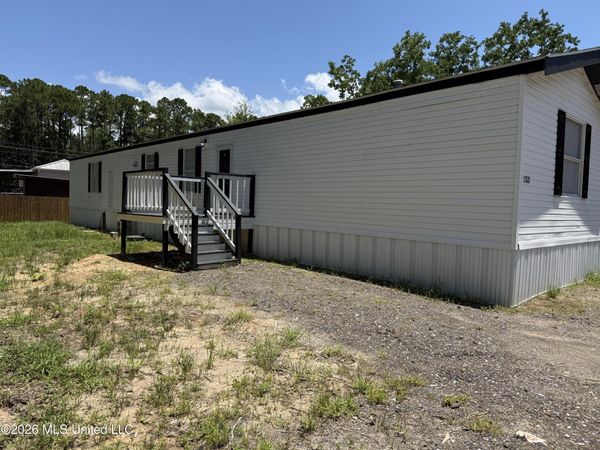 5988 Guy Street, Ocean Springs, MS 39564