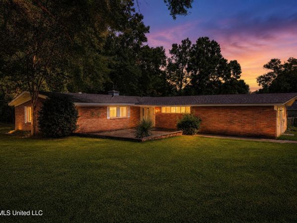 808 Pecan Lane, Tylertown, MS 39667