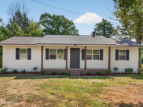 2916 Brownlee Road, Senatobia, MS 38668