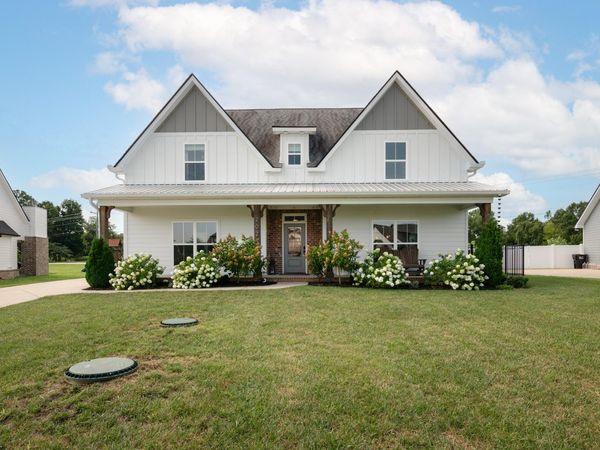 2028 Trout Trl , Murfreesboro, TN 37129