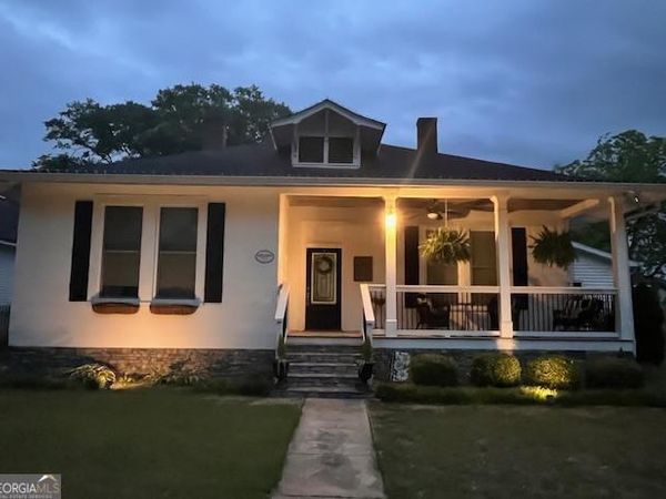 28 N Broad Street, Porterdale, GA 30014